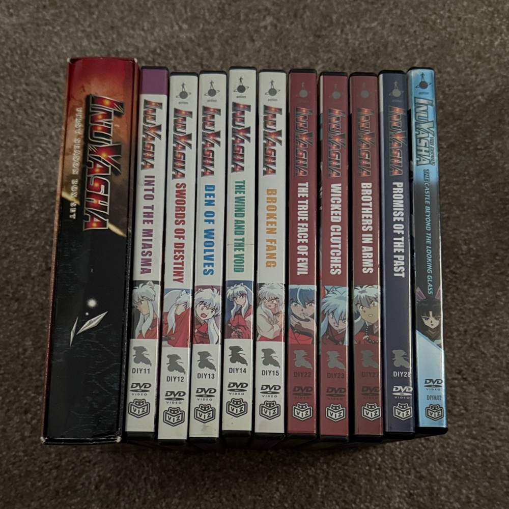 Inuyasha DVD Box Set Collection - Red/White/Black